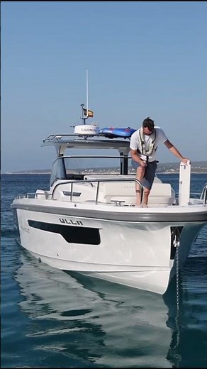 Anchoring with a motorboat: The most important basics for beginners #watersports #anchor #pantaenius