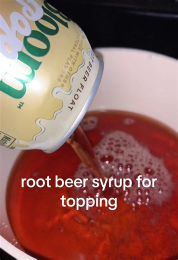 making root beer syrup with raw honey for topping the new @Bloom Nutrition Root Beer Float flavored prebiotic soda!🍺 #rootbeerfloat🍺#rootbeer#rootbeerfloat#bloom#bloompop