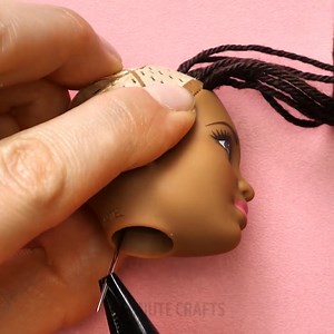 854K views · 629 reactions | Amazing doll hacks and crafts. 朗 | 5-Minute Crafts Play | Facebook