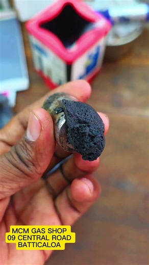 #GasCookerRepair #SriLankaBusiness #KitchenTips #SafetyFirst #HomeAppliances #ViralVideo