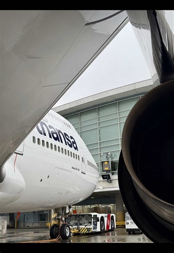 Vancouver to Frankfurt: 747-400 Cockpit Timelapse
