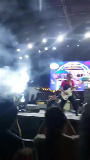 Talaga naman mapapa relapse intro pa lang. 🫶🏻🤘🏻 @typecastrock #typecast #beatstrokedmusicfestival2023 #bostondrama