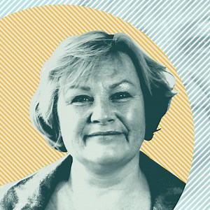 Lisa was told she may only have months to live. Although this meant death could be round the corner she decided to make the most of the life she had left. | BBC Stories