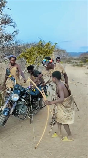 Everyone was scared when they heard the sound of the car.#viral #africa #trendingfear #funny
