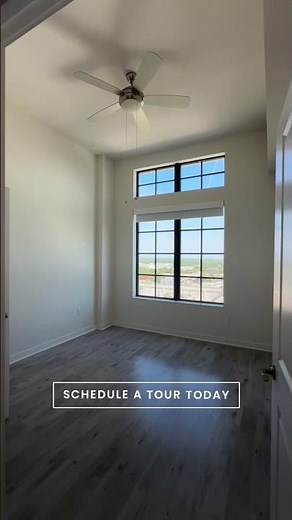 Camden Central Apartments in Downtown St. Pete - 1 bedroom 1 bath quick walkthrough tour