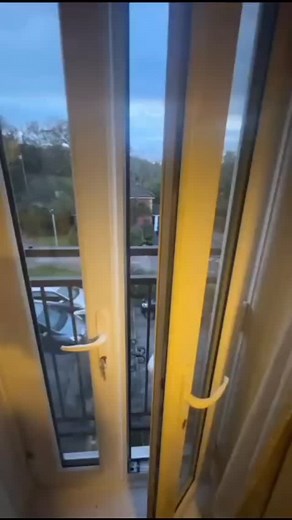 🚪 Having trouble with a faulty door? Sticking, scraping, not closing properly — or making that annoying creaking sound? A poorly adjusted door isn’t just inconvenient… it can affect your heating, security, and daily comfort. 🔨 We can help! Whether your door needs: ✔️ Realignment ✔️ Hinge tightening ✔️ Lock or latch adjustment ✔️ Smooth opening and closing ✔️Lock Replacements ✔️ General repairs We’ll get it working good as new! 📩 Message us today to book a quick, friendly visit. 📱 07377700784