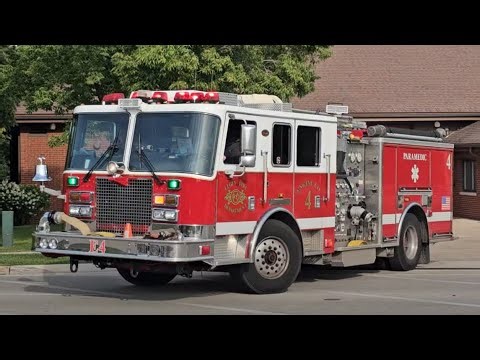 Elgin Fire Dept. Engine 4 and Ambulance 4 Responding