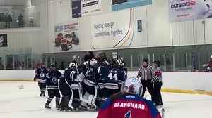🚨 GOLDEN GOAL 🚨 Claire Sanford potted the game-winning goal in overtime as Team Nova Scotia rallied back to defeat Team New Brunswick 4-3 in the U18 Female Atlantic Challenge Cup final. 🏆 What a finish! Atlantic Challenge Cup | #nsproud | Hockey Nova Scotia