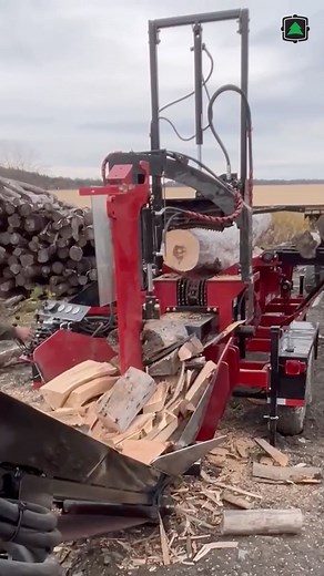 The Pro-HD XL, Timberwolf's largest commercial-grade firewood processor, is equipped with a 74HP diesel engine, 5" hydraulic cylinder, regen valve, 33GPM 3-stage pump, and 4-strand hydraulic live deck. An optional 12'/18' integrated conveyor easily moves split wood onto the next stage, saving operator time and effort. The driven top roll clamping system and hourglass-shaped back roller allows this machine to process logs as long as 32' and as wide as 24" in diameter without skipping a beat. More