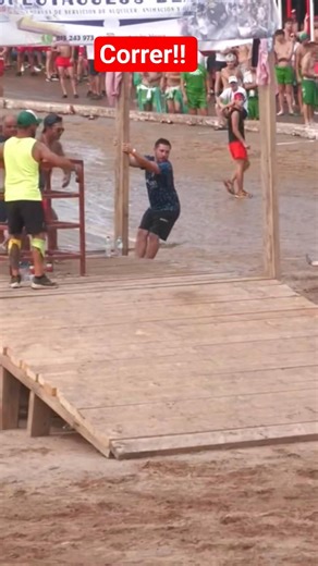 Correrrrr!!! Toros #peligroso #bullfighting #TorosTV #TOROSTV #TORO #torobravo #Toros #TOROSBRAVOS #toros #torobravos Toros tv | Toros TV