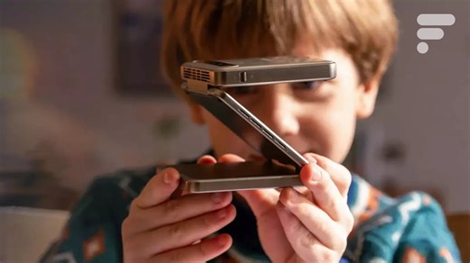 Aurzen Zip : un projecteur de poche qui se plie en trois — Frandroid