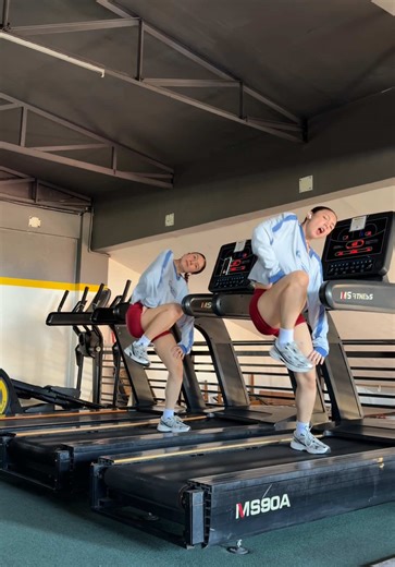 Exciting Treadmill Dance Challenge with Kitty and Kakai
