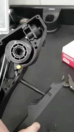 BMW E46 DBW throttle pedal modification