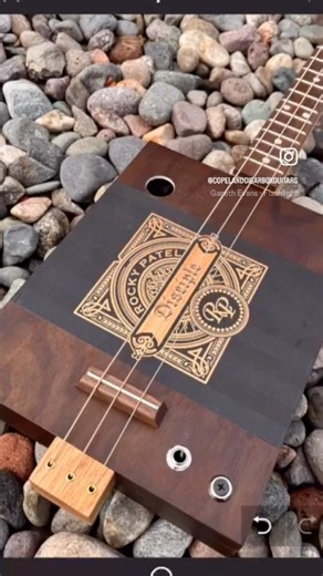 ✨CIGAR BOX GUITAR, ✨COPELAND CIGAR BOX GUITARS, ✨#cigarboxguitar #shorts #diy