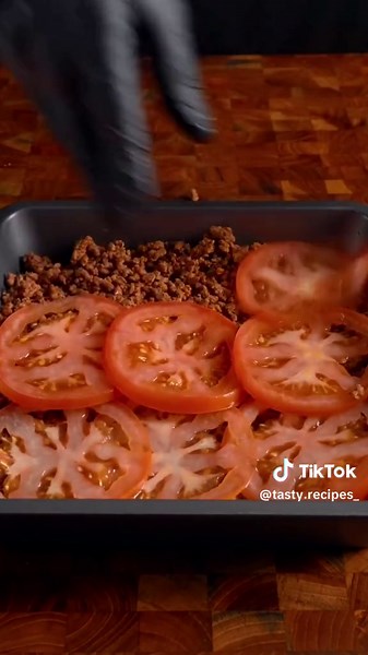 Delicious Creamy Meat and Bell Pepper Casserole Recipe