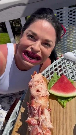 Worlds Largest Lobster Roll 😱