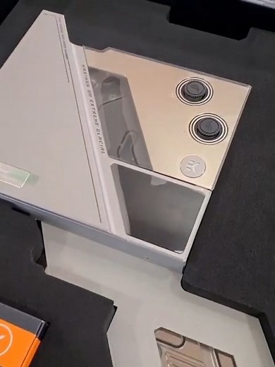 ASUS Republic of Gamers Maximus XIII Extreme Glacial, Intel Z590 EATX Motherboard with 18 2 power stages, full of features and fully liquid cooled with EK Water Blocks RM 7,099 for a motherboard 🚀 | Emarque PC