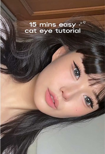 Easy Cat Eye Makeup Tutorial in 15 Minutes