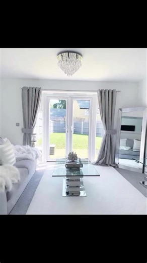 idée décoration avec combinaison de couleur gris et blanc pour vous inspirer.#foryou #pourtoi #decorationinterieur #homedecor #homedecor