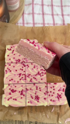 Easy No-Bake Valentine’s Day Snack Ideas