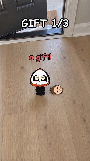 Grim brings me 3 gifts (pls no more dead things..)