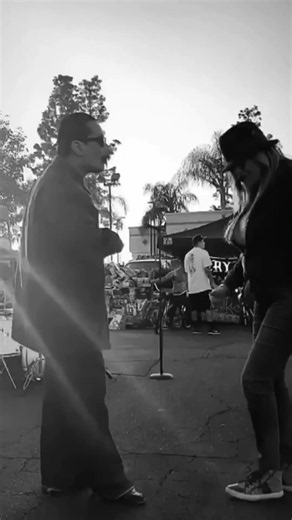 When the oldies hit, your feet move on their own. 💃🎵