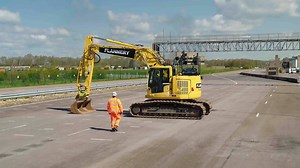 Let us redefine safety standards in heavy construction by safeguarding both visible and concealed construction assets and infrastructure with the Leica 3D Avoidance Zone system! Acquire automatic hydraulic control for excavator height, depth, and slew. Upgrade your safety practices and secure your performance 🚧🛠️ Find out more: https://hxgn.biz/3QpT9yY #SafetyAwareness #IncreaseWorkersSafety #ConstructionTechnology | Leica Geosystems