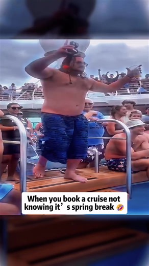 When you book a cruise not knowing it’s spring break 🤣 #springbreak2022 #royalcarribeancruise #independenceoftheseas #bellyflopcontest #floridacollege