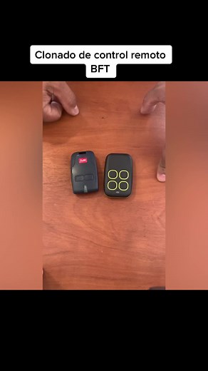 Control remoto Autoscan 4 en 1 Múltiple Frecuency año 2023. Ejemplo de cómo clonar a un control BF. Precio especial para distribuidores. #bft #doormax #oneautomatic #autoscan4en1 #multifrecuencia #puertasdegaraje #garajesacontrolremoto #controlesremoto