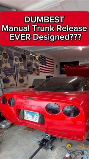 C5 Corvette manual trunk release is ridiculous (how to open hatch without power)