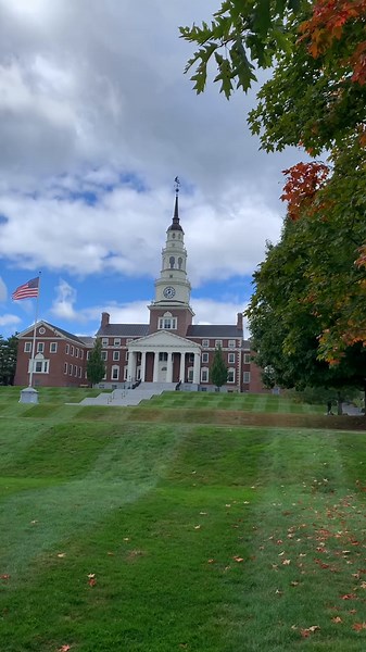 Exploring Miller Library at Colby College