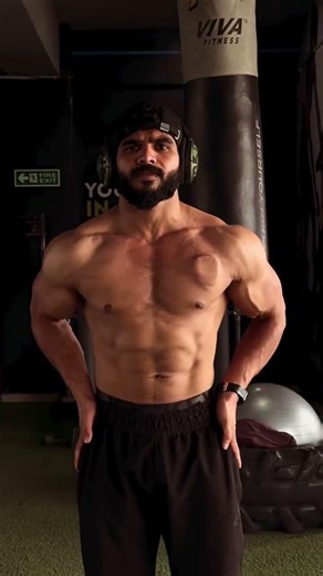 Indian Iron Man With Computer Heart #desihomegym #motivation #penchor #chest