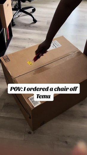 Exploring the Magic of Temu Chairs: Unboxing Experience