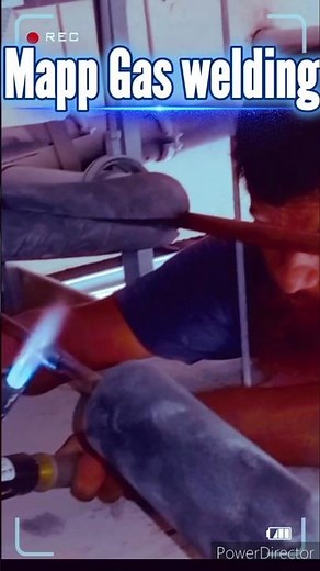 How to weld with mapp Gas👨‍🔧✌️#airconditioning #wedding #gas #slairconditionwork