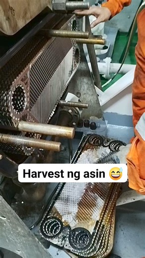 247K views · 1K reactions | Salt generator  Fresh water generators, work by distilling seawater to produce fresh water. These generators can produce scale or deposits as a byproduct of the distillation process. The scale primarily consists of salts and minerals that precipitate out of the seawater during heating and evaporation. #chiefjep #Seafarer #SEAMAN #marineengineer #fbreelsfypシ゚viralシ #reelsfbシ #seamanslife | Chief Jep | Facebook