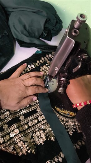 Madhu Rajput | It's Time To Stitching Ladies Suit Shirt Neck 🥰❣️☺️😀 #viralreelschallenge #neckstitching #stitchinglover #stitchingideas | Instagram