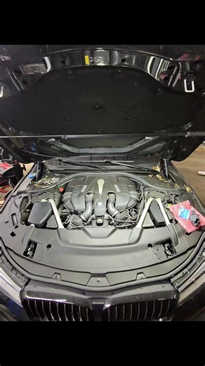 2018 BMW 750 Turbo Wastegate Actuator Replacement