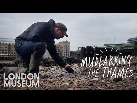 Meet London's foreshore explorers | Mudlarking the Thames