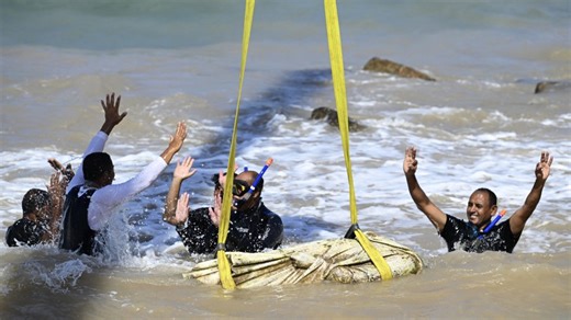 Egypt retrieves submerged ancient artifacts from Alexandria