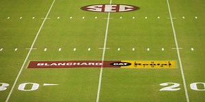 LOOK: Williams-Brice Stadium getting new on-field logos as part of USC, Blanchard Machinery partnership