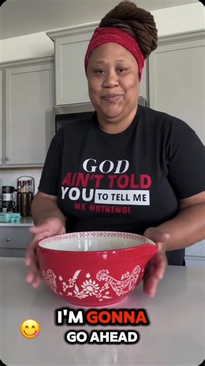 Southern Rice Pudding -Ingredients- 3 cups day old rice 1 ½ cup sugar ½ stick butter 3 eggs 1 cup milk 1 cup cream 1 teaspoon vanilla ½ teaspoon cinnamon ½ teaspoon nutmeg. -instructions- To make rice pudding, you will need a large bowl and a 9x13 inch baking dish. Start by combining butter and sugar in the bowl, mixing until well blended. Next, add in the eggs, milk, and cream, giving the mixture another mix. Then, add in the rice, cinnamon, and nutmeg, and give it another quick mix. Pour the m