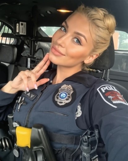 Ready for my shift.. Wish me luck! 💙 #cosplayer