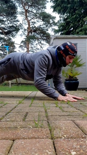HOW FAST SPHINX PUSH UPS BENEFIT FIGHTERS! #training #pushups