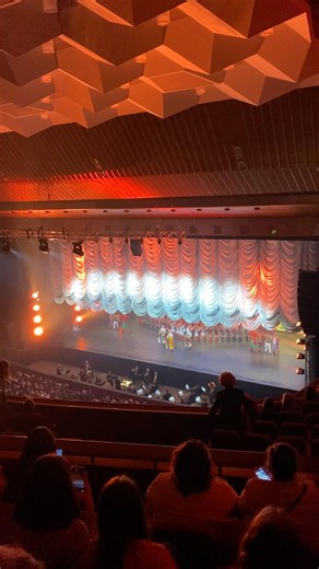 Вони ПОБУВАЛИ на ВСІХ КОНТИНЕНТАХ! #Virsky #ukrainian #dance #танець #вірського #national #ballet