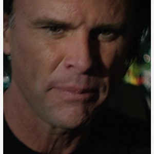 You don't have to know tech to sell online. Airo™ builds websites, logos, and social ads.​ Try it with Airo™ All Access. | GoDaddy