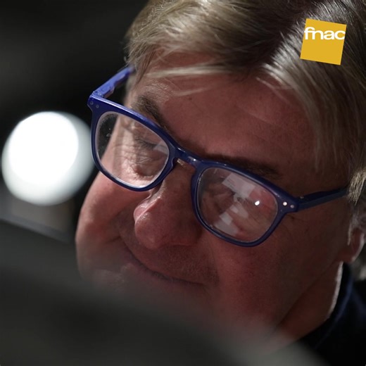 9.2K views · 41 reactions | La Fnac de Charleroi a eu le plaisir de recevoir la voix mythique de la F1 en Belgique, Gaëtan Vigneron, à l’occasion de la sortie de son nouveau livre “30 ans au coeur de la F1".  Revivez les moments forts de ce moment inoubliable et transportez-vous dans ses souvenirs les plus captivants.  | Fnac Belgium | Facebook