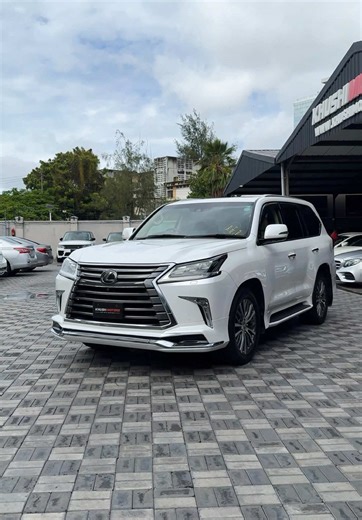 𝗟𝗲𝘅𝘂𝘀 𝗟𝗫𝟱𝟳𝟬 2019 in a Pearl White exterior paired with a Beige leather interior. This SUV is powered by a 5.7L V8 Petrol engine, mated to an automatic transmission and 4WD. Now available at @khushimotorskenya. 𝗞𝗲𝘆 𝗙𝗲𝗮𝘁𝘂𝗿𝗲𝘀: • V8 Engine with Electronically Controlled Transmission & 4WD Lock • 360° Surround View Camera, HUD & Parking Sensors • Height Control, Crawl Control & Rear Differential Lock • Climate Concierge, Heated Seats & Steering Wheel • Sunroof, Keyless Entry, Coo
