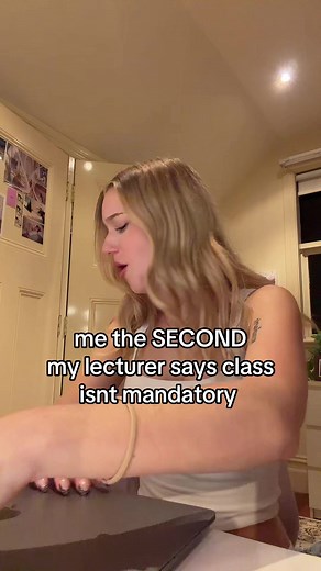 i will do my work at homee #college #studytips #student #studytok #studywithme