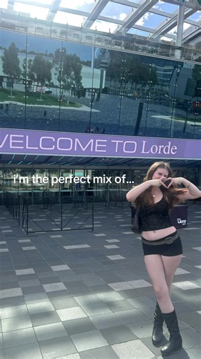 The Perfect Mix of Chill: Lorde Saturday Night Concert