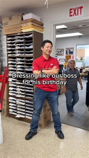 Waianae Store on Instagram: "He’s a @49ers fan so it was pretty easy to guess what he would wear #thewaianaestore #waianae #grocerystore #grocery #grocer #boss #birthday #happybirthday"